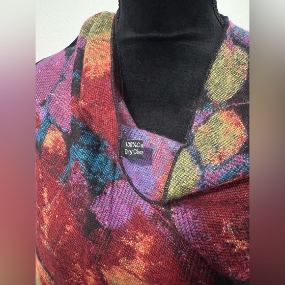 Rapti 100% Cashmere Reversible Loop Shawl. NWOT - Picture 8 of 8